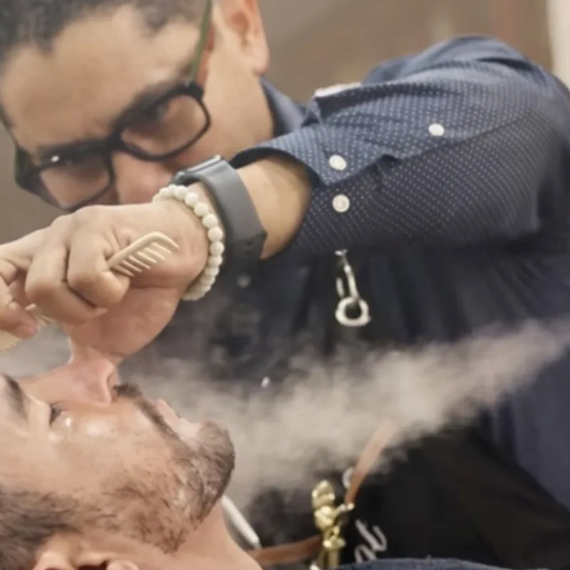 Steam over the face at the start of a shave